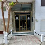 ホテル Pelekan And Athina 33 ペフコホリ