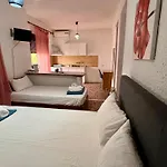 Hotel Pelekan And Athina 33 *