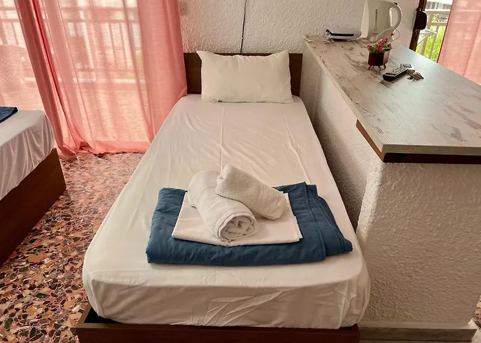 Pelekan And Athina 33 Hotel Pefkochori